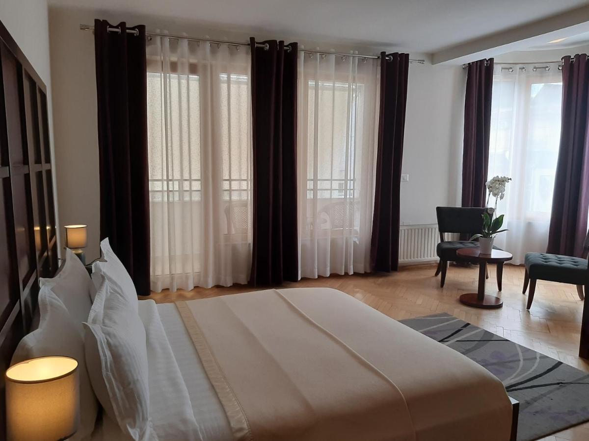 Hotel De Paris Тирана Экстерьер фото